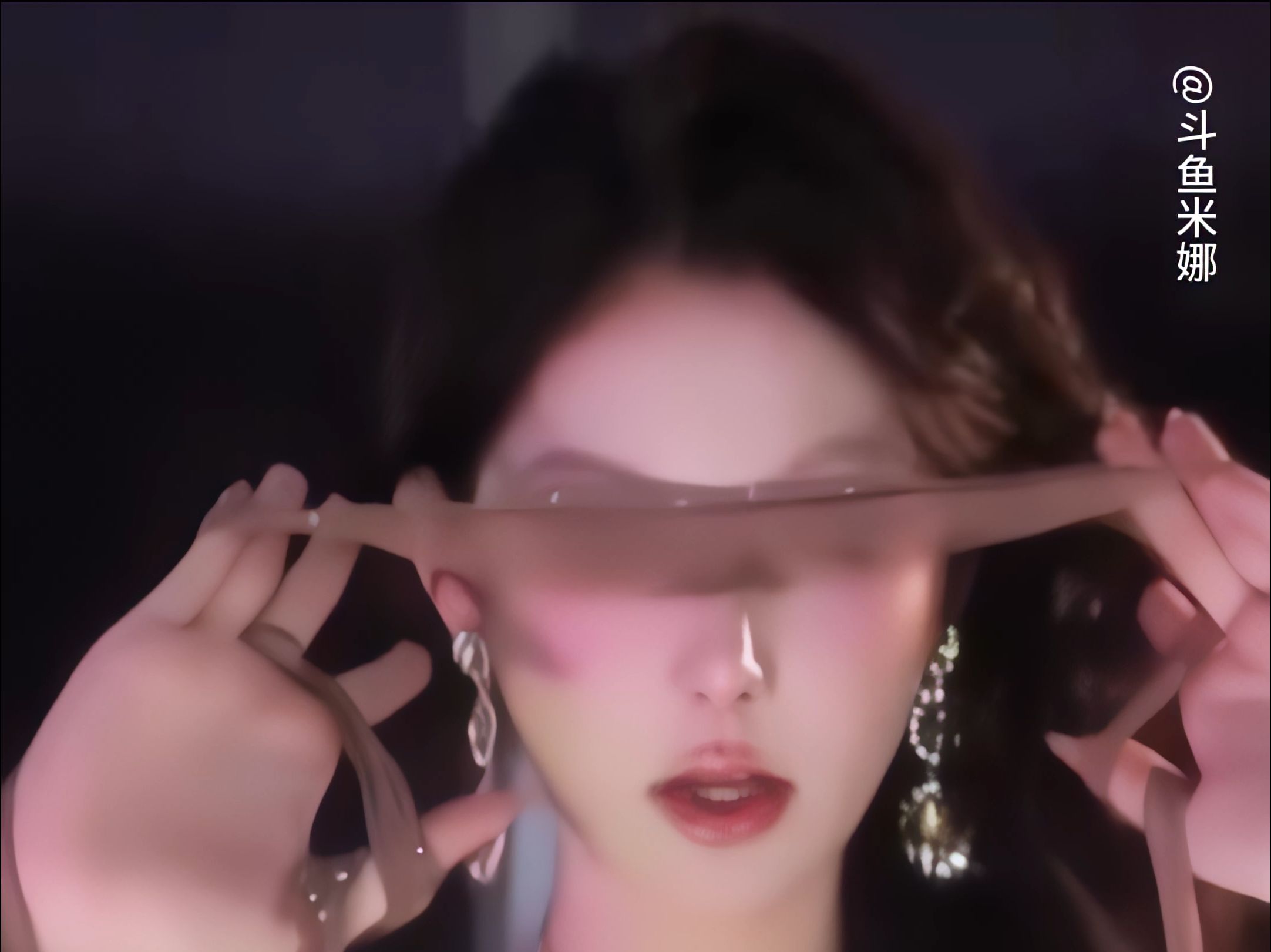 【米娜】4K60FPS 蒙眼舞！挑战全网最高画质！