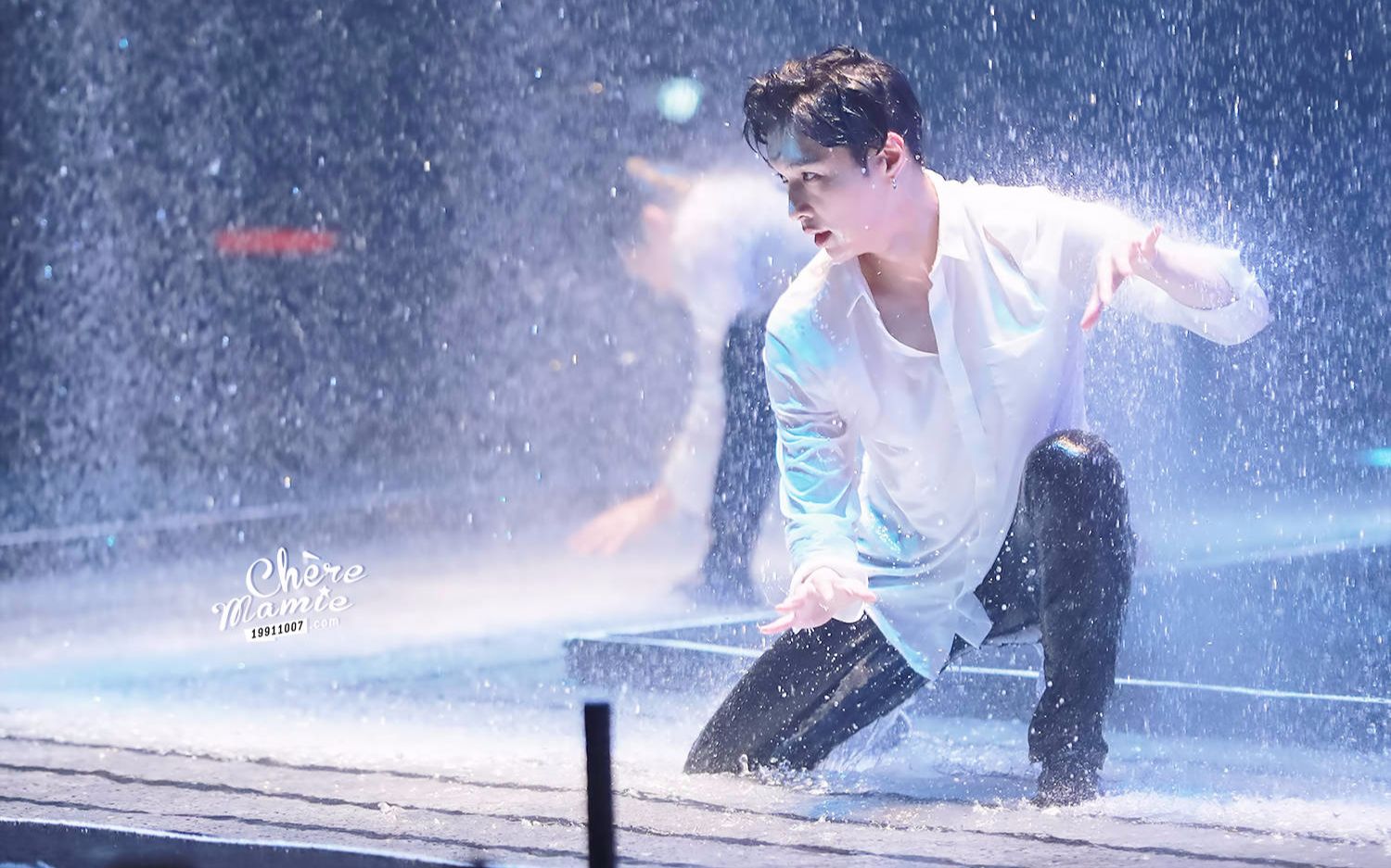 【张艺兴】张艺兴舞蹈one and only(玻璃鱼缸) balance(二)