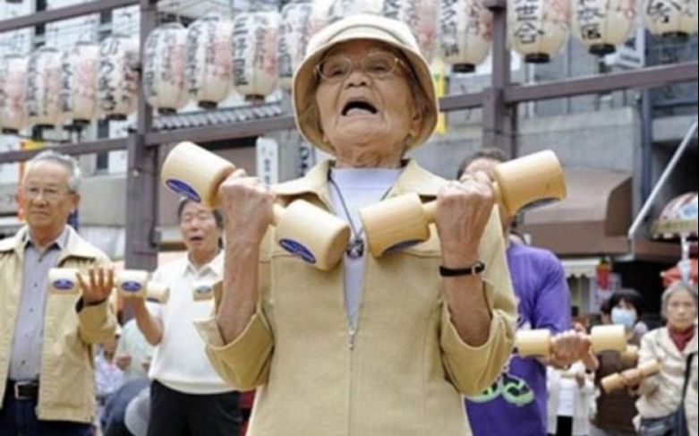 “灭绝”危机！超老龄化重压之下的日本【寰球大百科96】