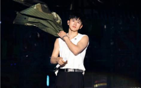 崇拜 (Live) 时光音乐会·老友记 第9期----张杰 和声版伴奏