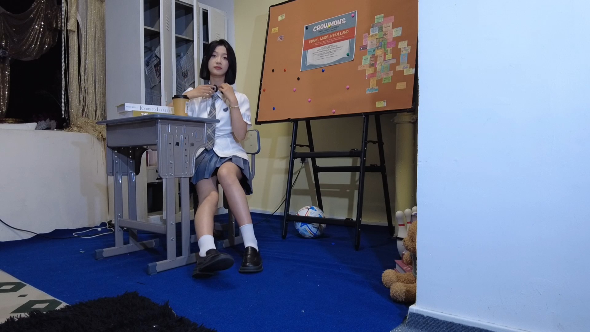 大四女孩周凌茹jk制服写真