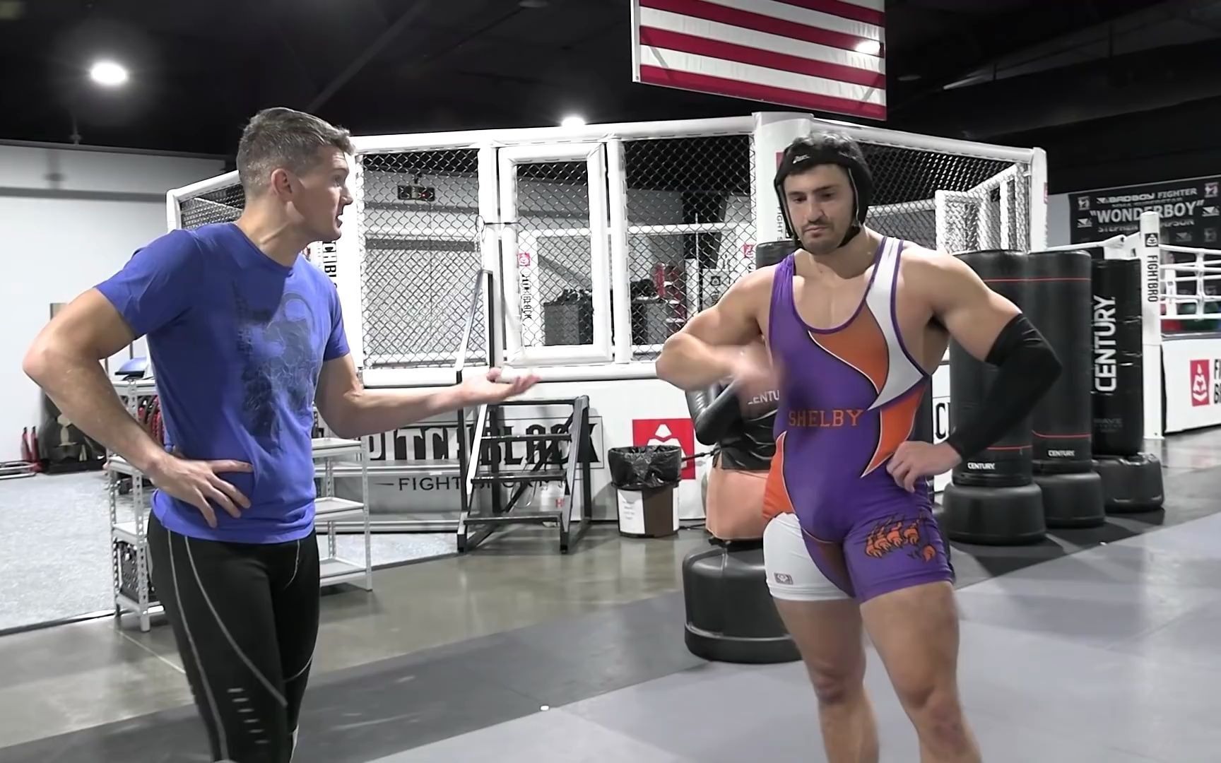ufc神奇小子stephenwonderboythompsonvsyoutube油管健身达人houston