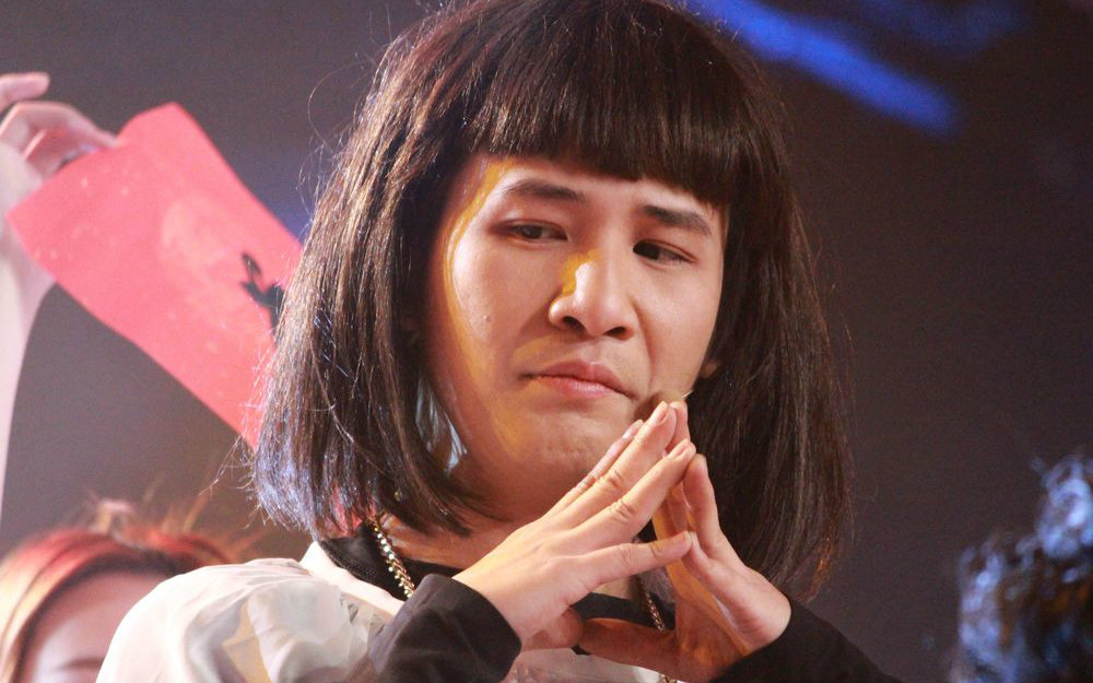 【大张伟X护花使者】论一个伟吹(hei)的自我修养_搞笑_娱乐_bilibili_哔哩哔哩弹幕视频网