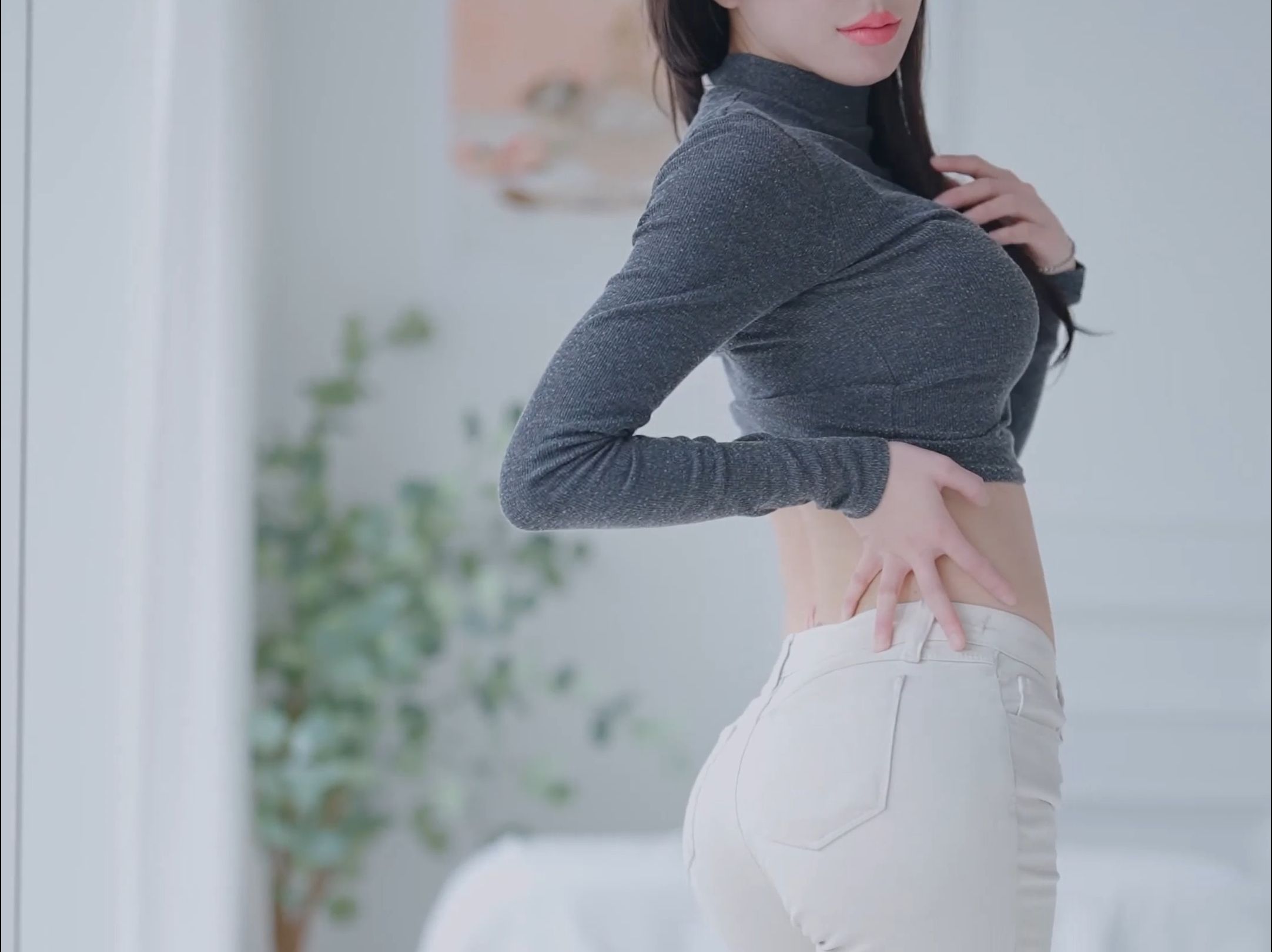 Miss ChoiApple's Ivory Jeans Outfit