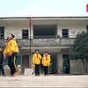 实拍贫困山区学生受助现场 这一幕看得人心酸又感动
