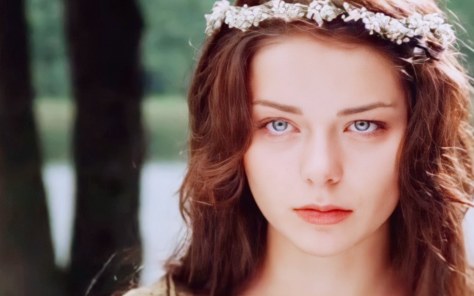 太阳王公 玛丽娜·亚历山德罗娃 21岁的大帝，俄国大美女！