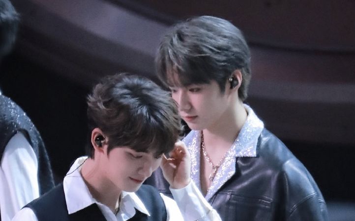 【文鑫】关于文鑫是怎样悄悄调情的 | 精磕分析