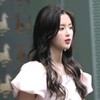 杨超越❤大明星出街