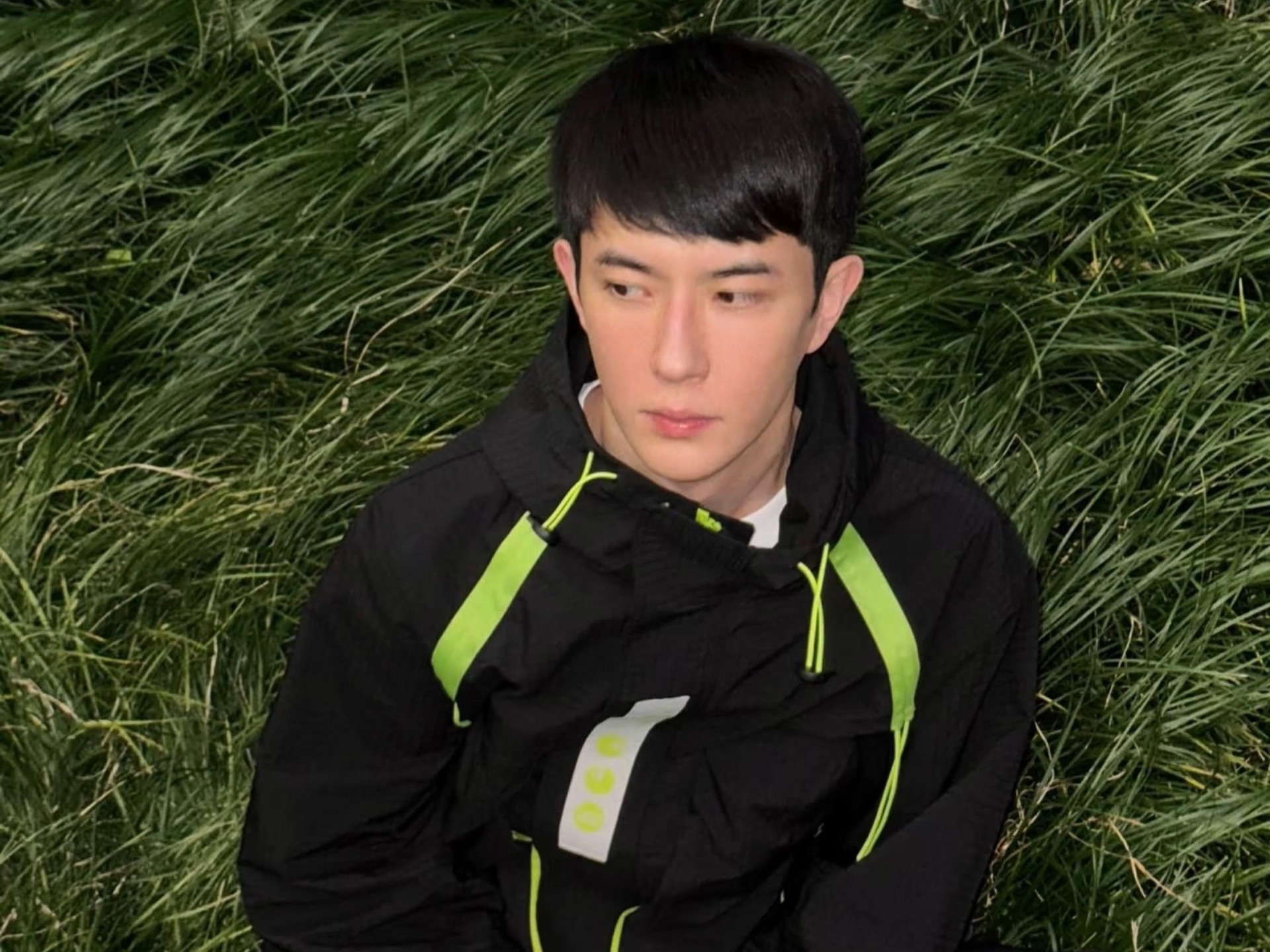 1011听朦胧演唱歌曲《遇见》