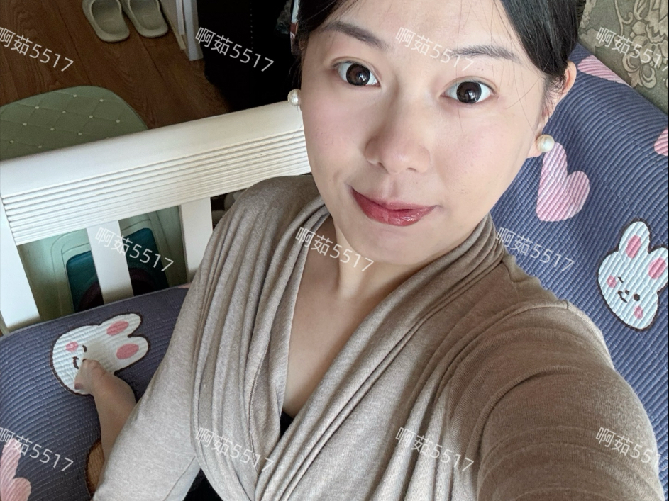 【啊茹5517】更新了一条视频，快来围观！