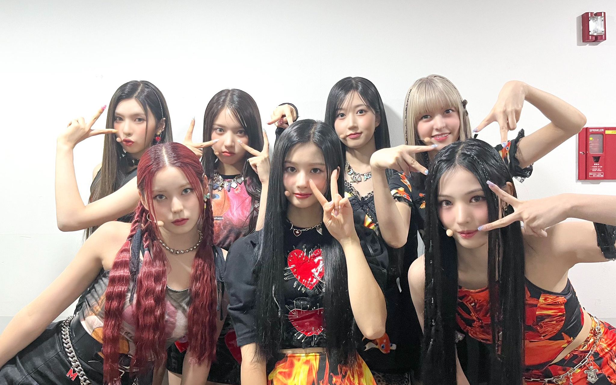 【五站联合】NMIXX DICE 回归 Showcase 中字 220919_哔哩哔哩_bilibili