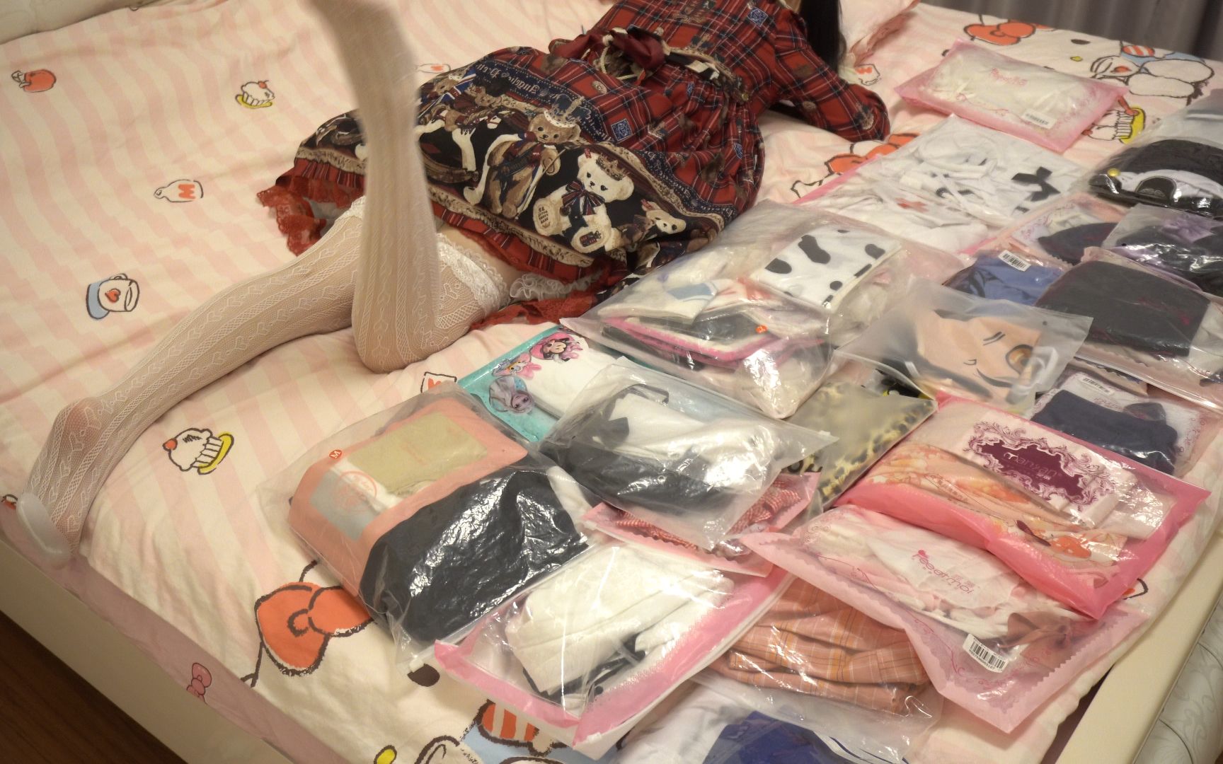 [150CM Ice Ling Purple] There are so many little clothes, guess what's there(●'◡'●)