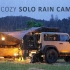 【雨中露营】澳洲小哥新一期的雨中单人露营来了，一如既往的令人放松