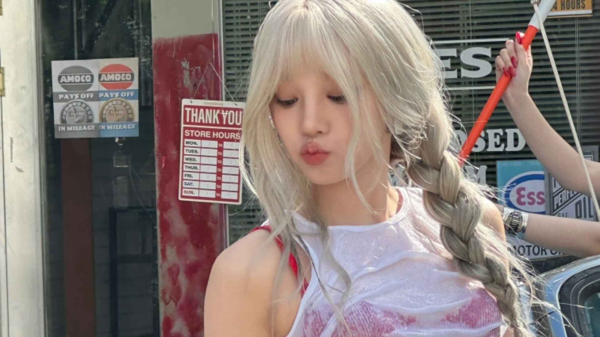 宋雨琦弟弟 湿身诱惑