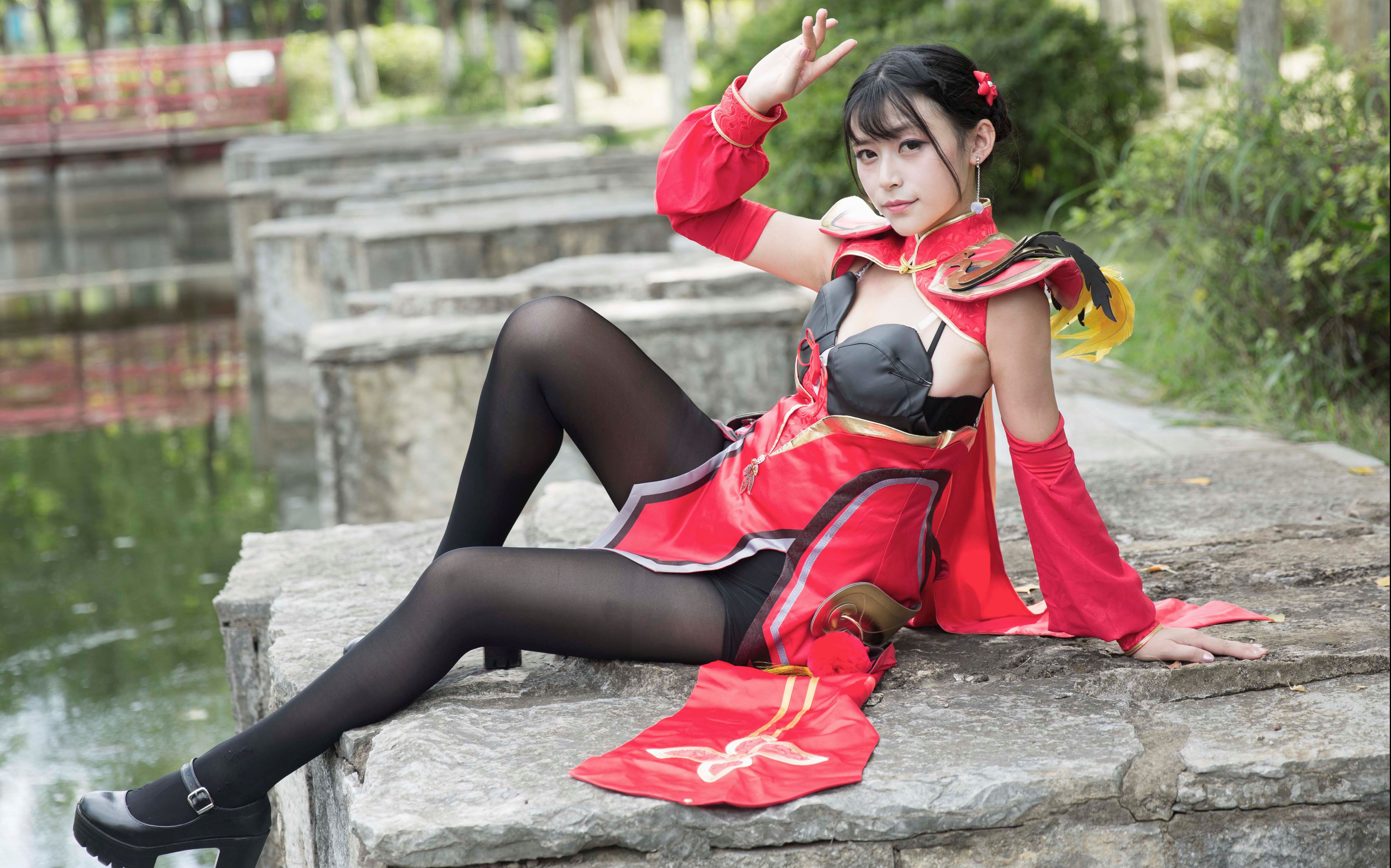 【小雪】桃花旗袍社会你雪哥 人狠话不多