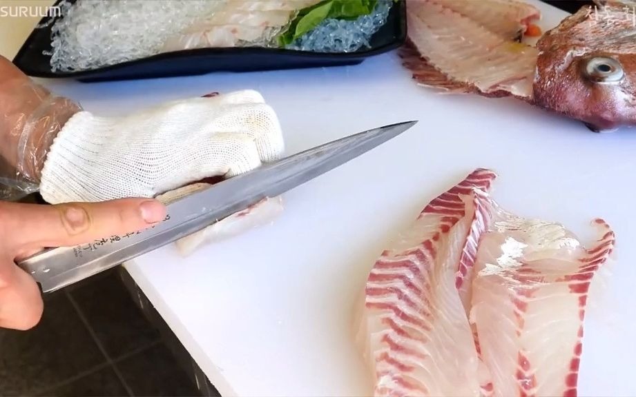 【刺身】这才是正宗的鲷鱼刺身看厨师杀鱼就知道什么是专业