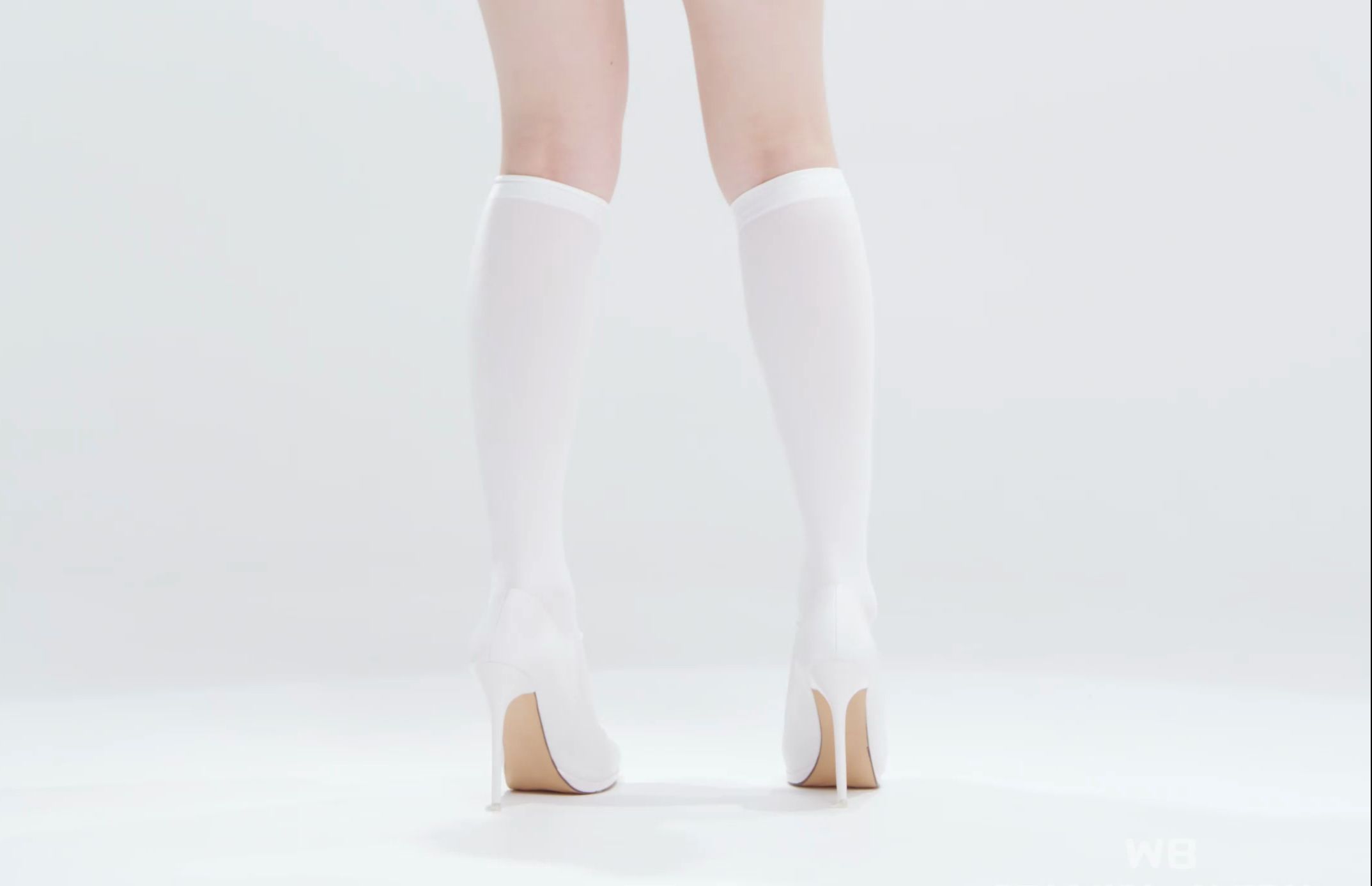 Peek-A-Boo Ji-Eun Christmas 2022