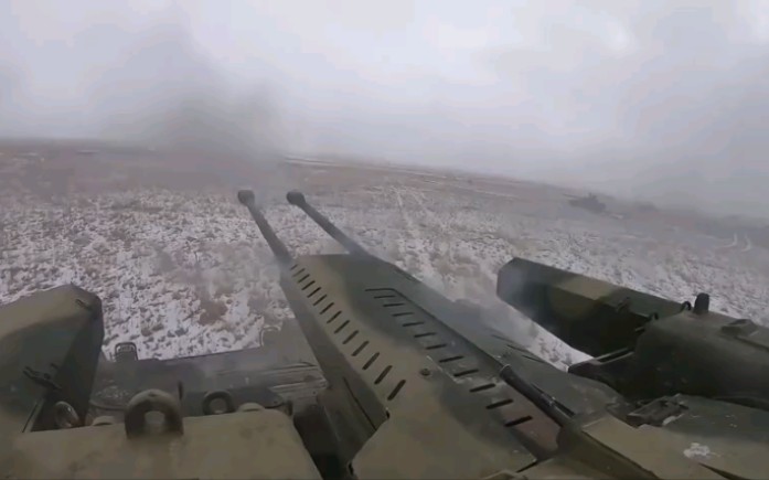 俄BMPT“终结者”坦克支援战车