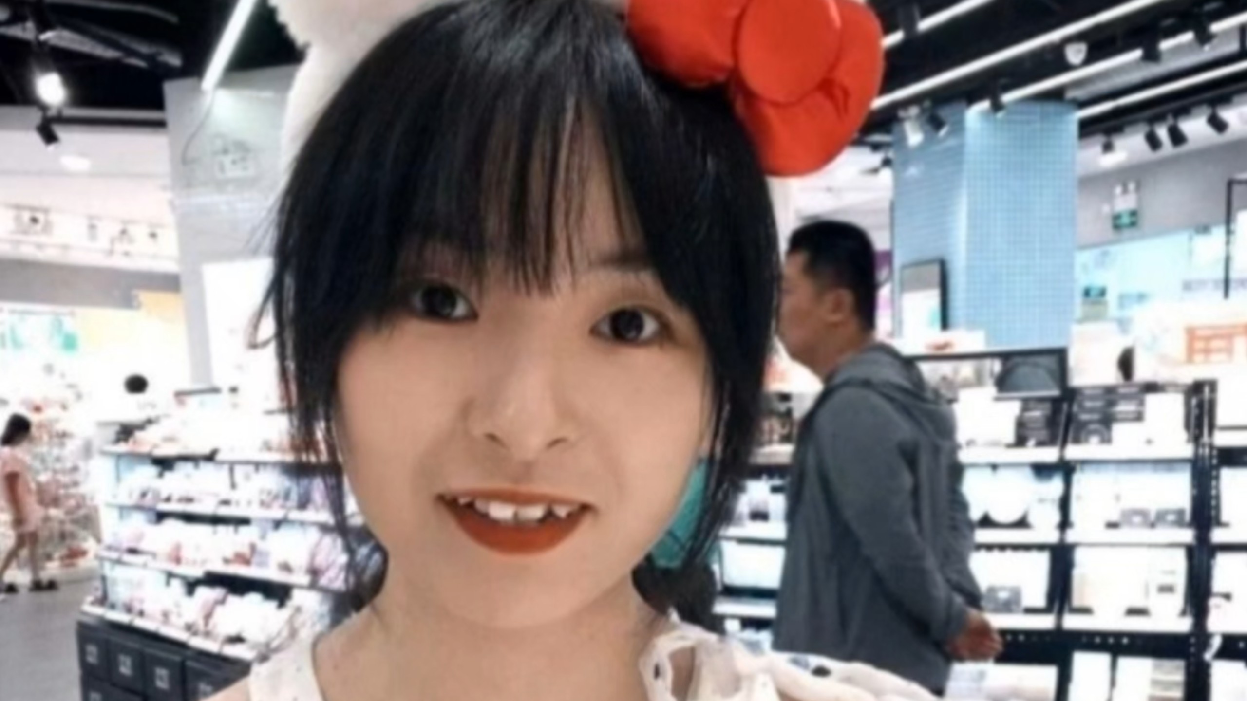 Female Student at Hebei University of Engineering