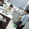 小两口吵架媳妇儿受委屈，公公暖心支招“学学你婆婆