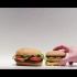 汉堡王恶搞麦当劳广告 我们比你大