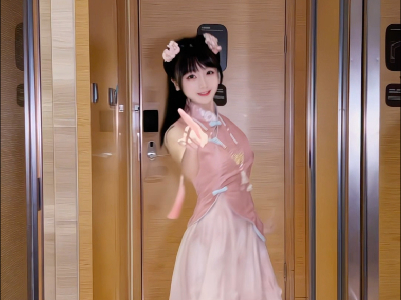 是谁在花港观鱼 秀秀在看你～