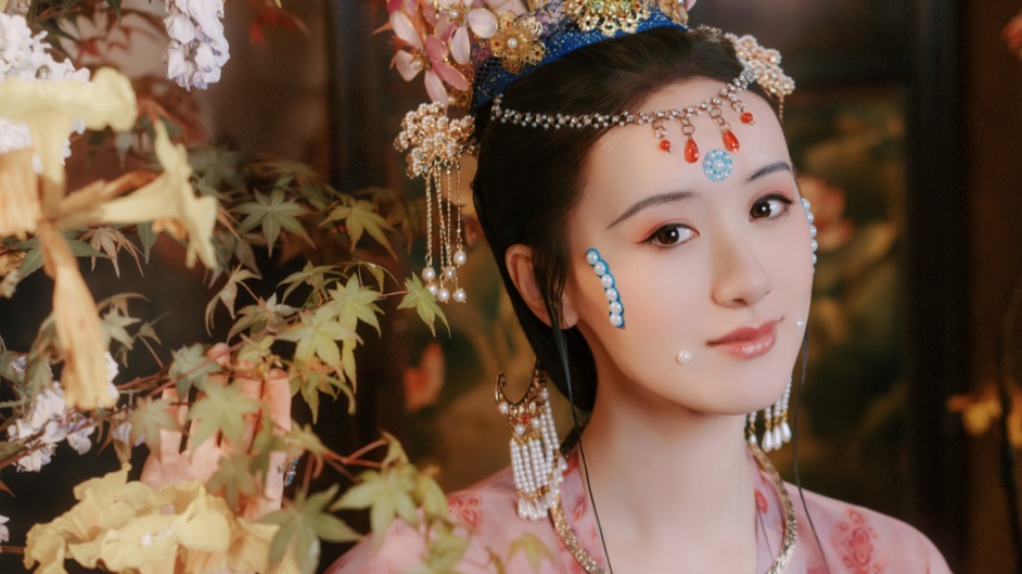 【袁冰妍】春风入妆，粉彩生香！与妆造艺术大家杨树云老师一起，感受中式美学的温柔力量！