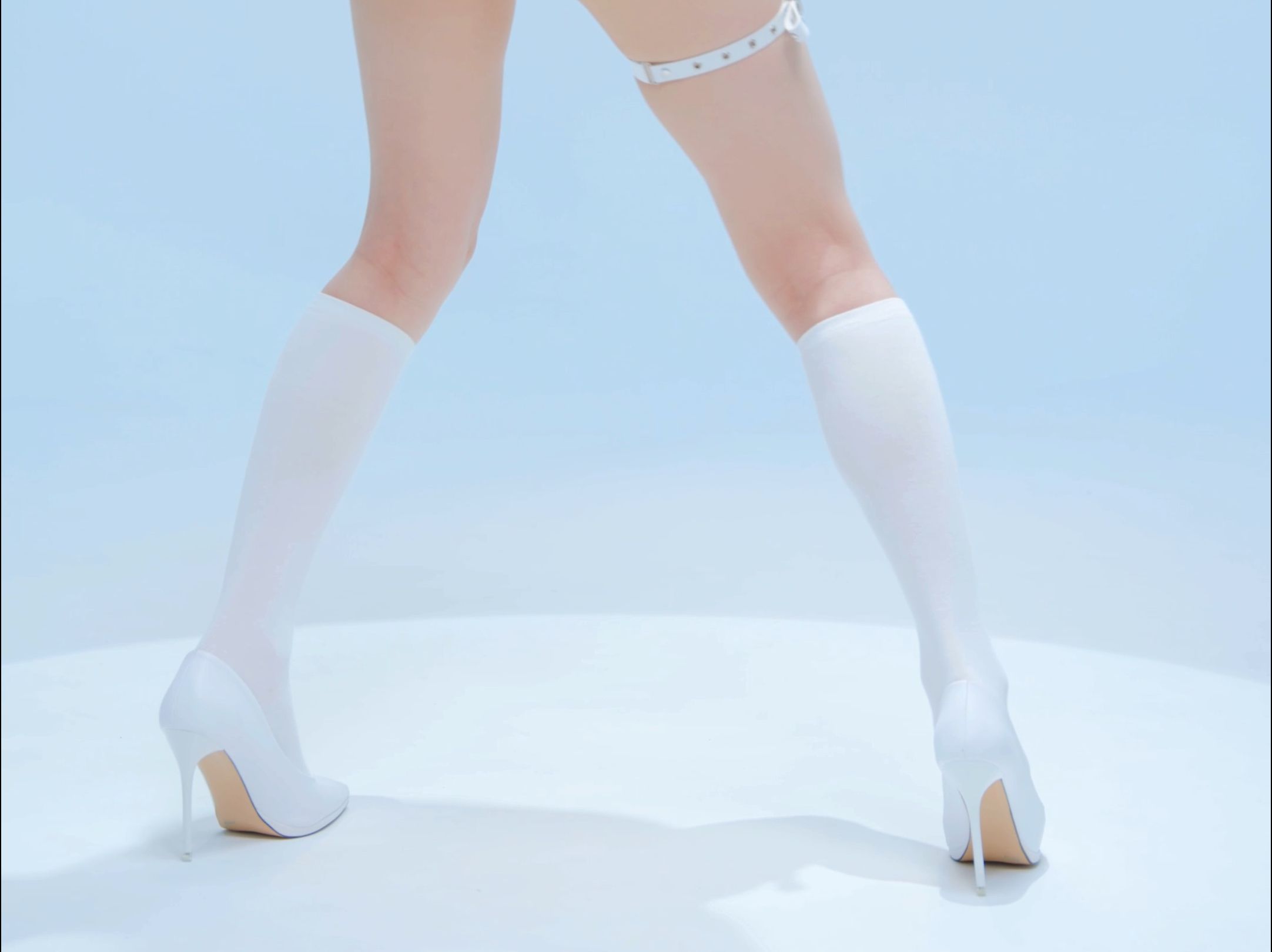 Lip & Hip Xu Ying 220309