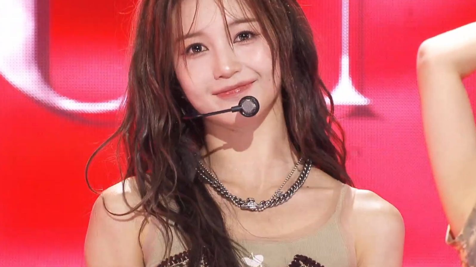 中国女团冲呀！R.E.D新曲DIAMONDS韩国打歌舞台