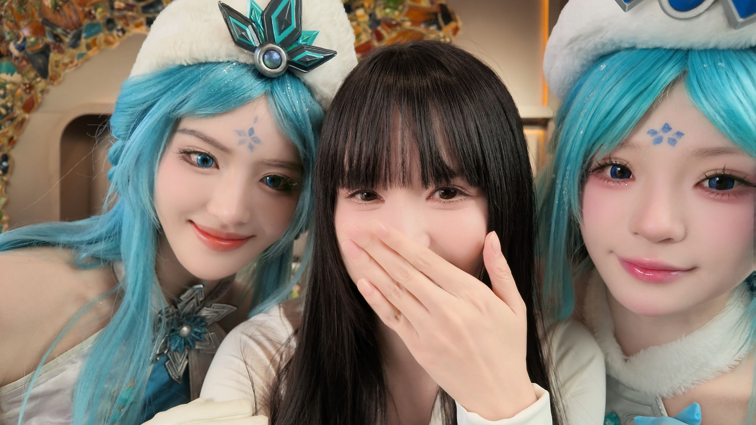 e人天堂i人地狱！被超级大美女包围了！