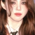 【韩素希】 LadyDior 活动上商业会谈的吸血鬼魅丧女总裁。