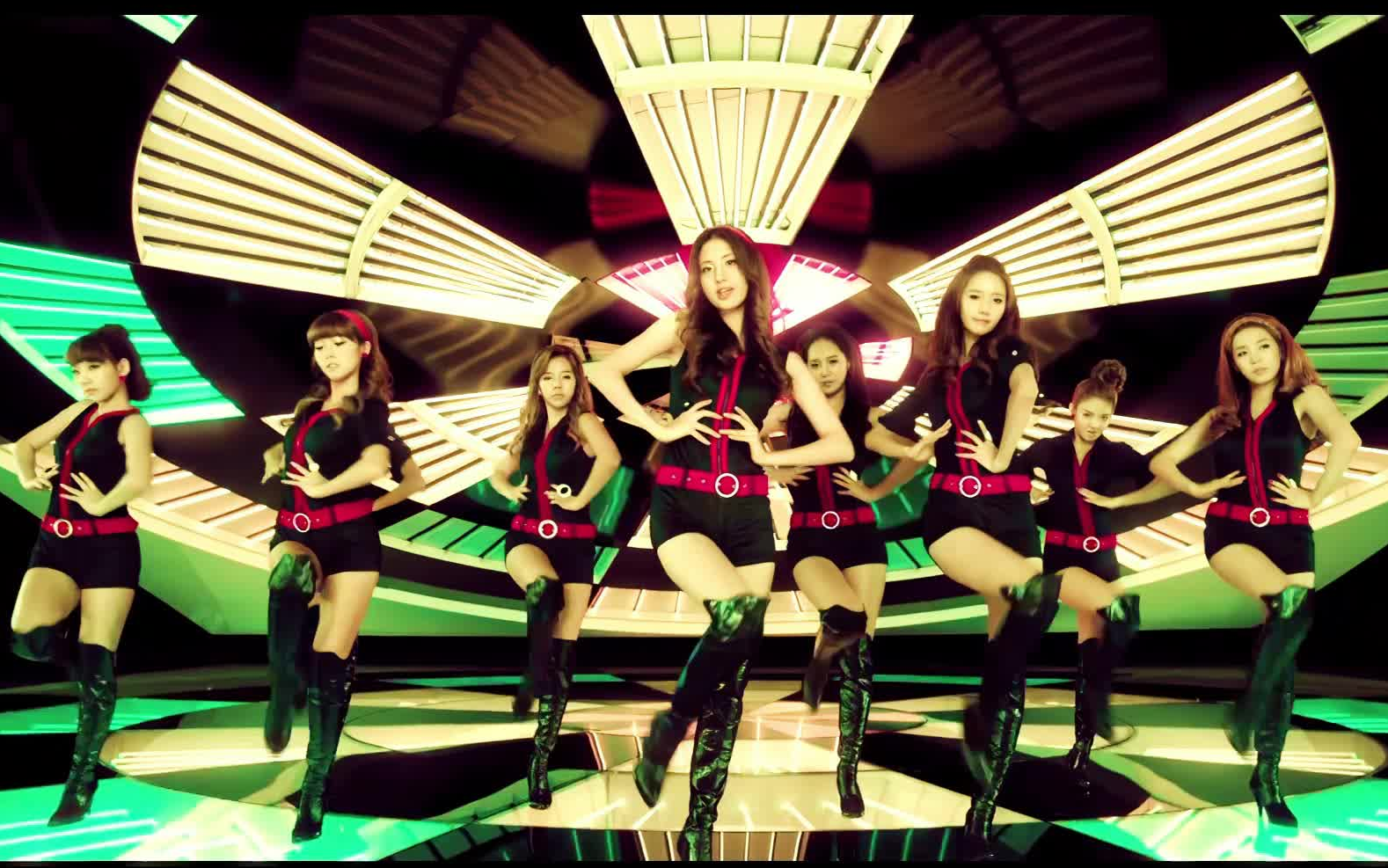 Girls' Generation  HOOT (Dance ver)(主页修复合集同步更新)哔哩哔哩 (゜゜)つロ 干杯~bilibili