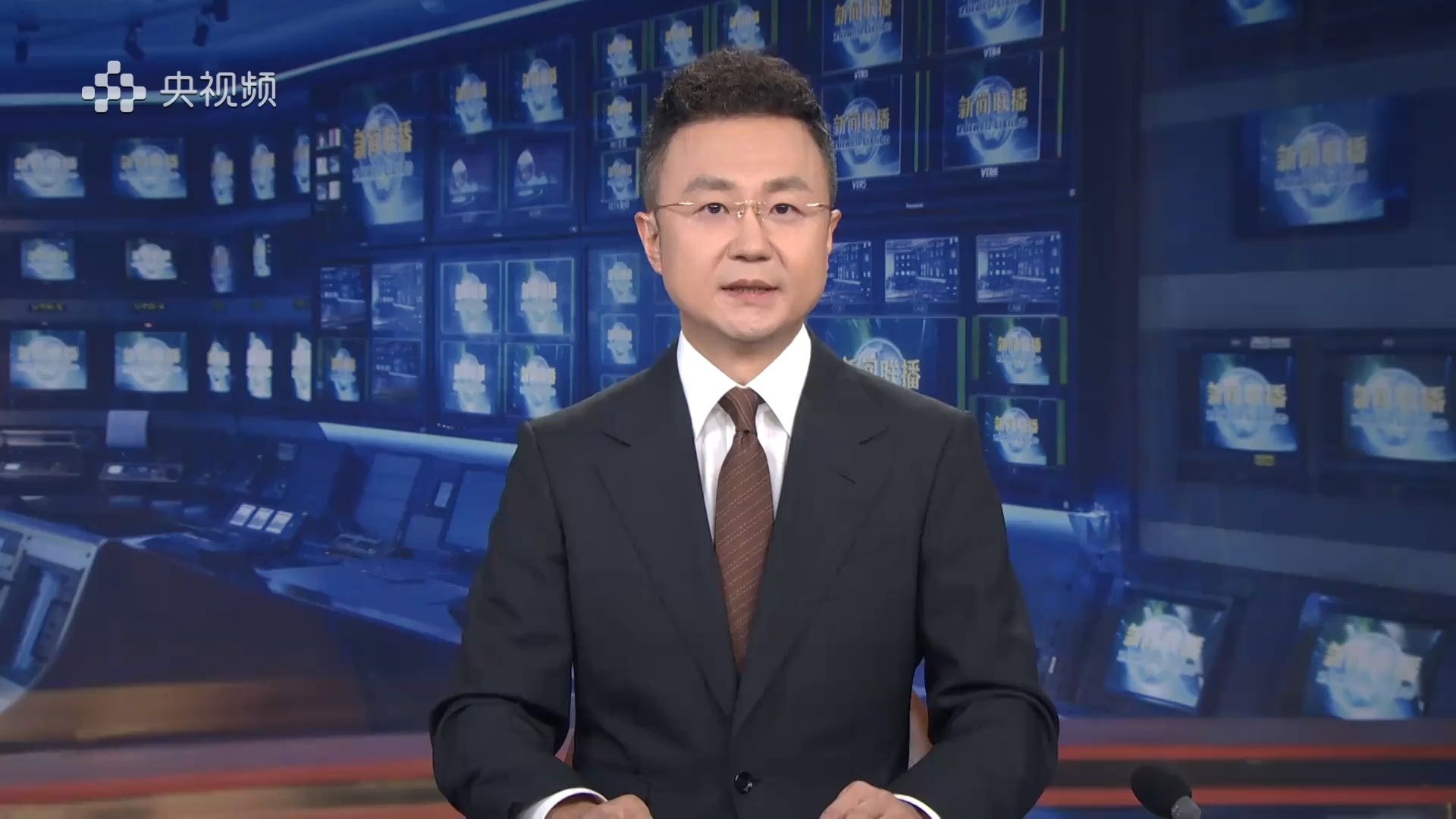 《新闻联播》2025年11月24日【李梓萌 刚强】