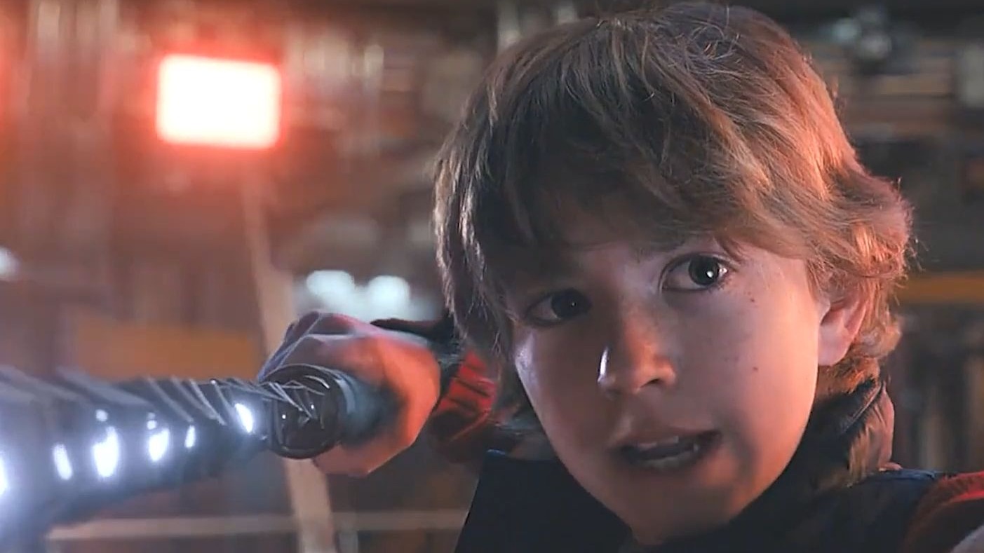 没人能拒绝一把光剑，更何况是能释放电磁脉冲的光剑《亚当计划》