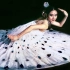 32年前的杨丽萍首登央视春晚表演《雀之灵》