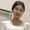 看嫂子又和大哥和好了又可以打针了，我心里难受