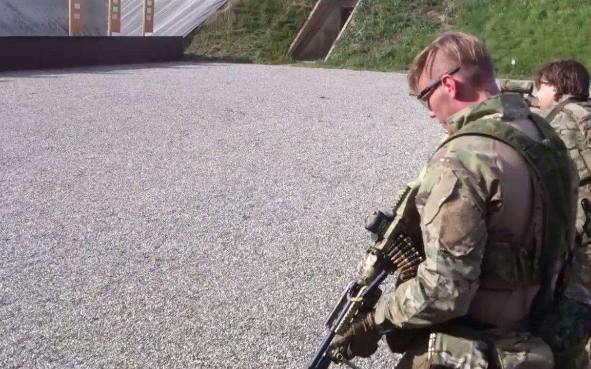 丹麦陆军射击m60e6(3)