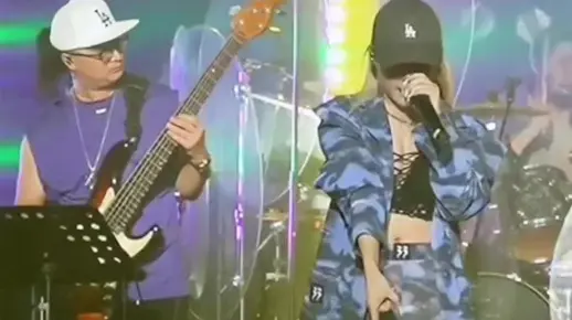 正当热烈而闪耀pinkvenom杨舒涵冯碧云ahouse成都