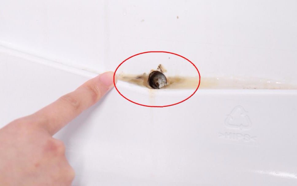 冰箱有个“小机关”，只需动一下，不积水不结霜，一年省下不少钱