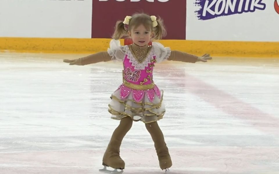 Polina Podobedova(3岁零1个月)，新生组，2021.05小卡娅杯