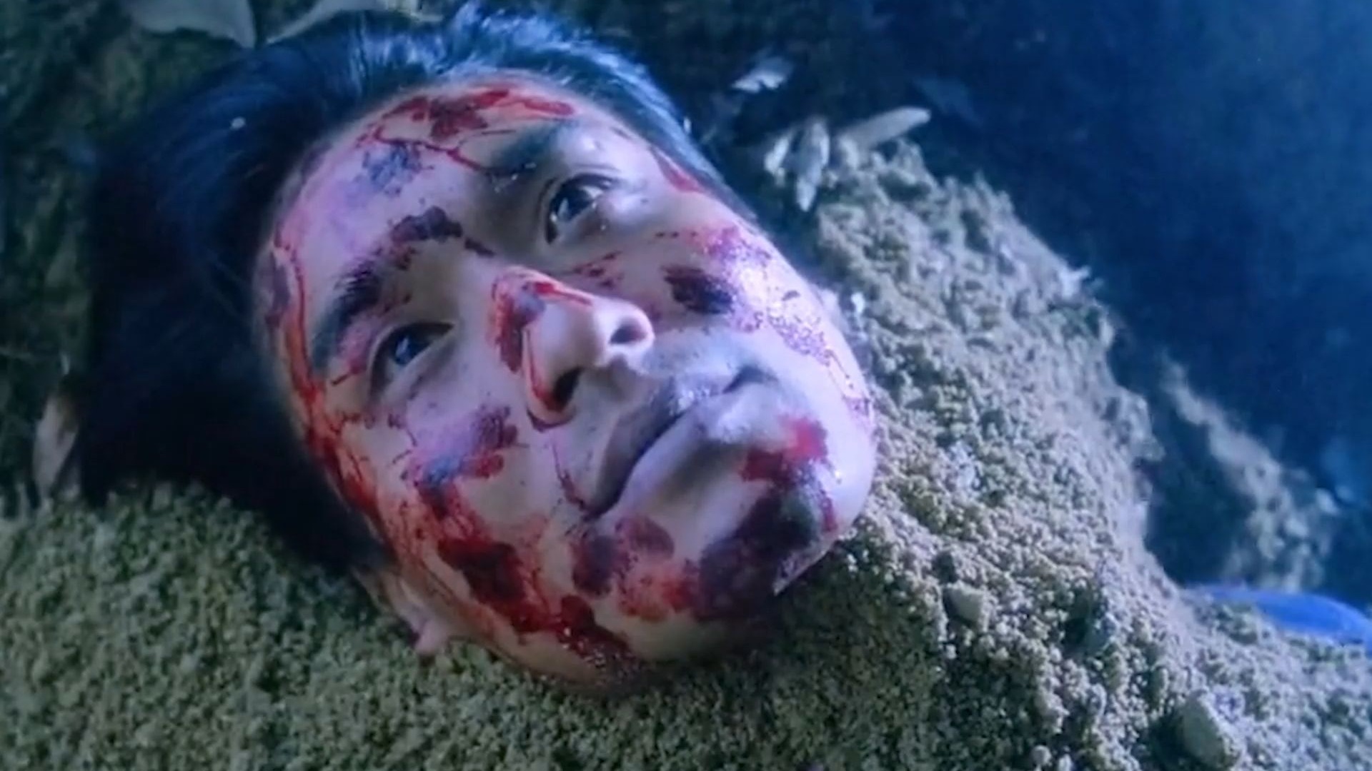 ”女孩被男人性侵后，就硬生生的剥下她的皮，做成一盏人皮灯笼！“《人皮灯笼》