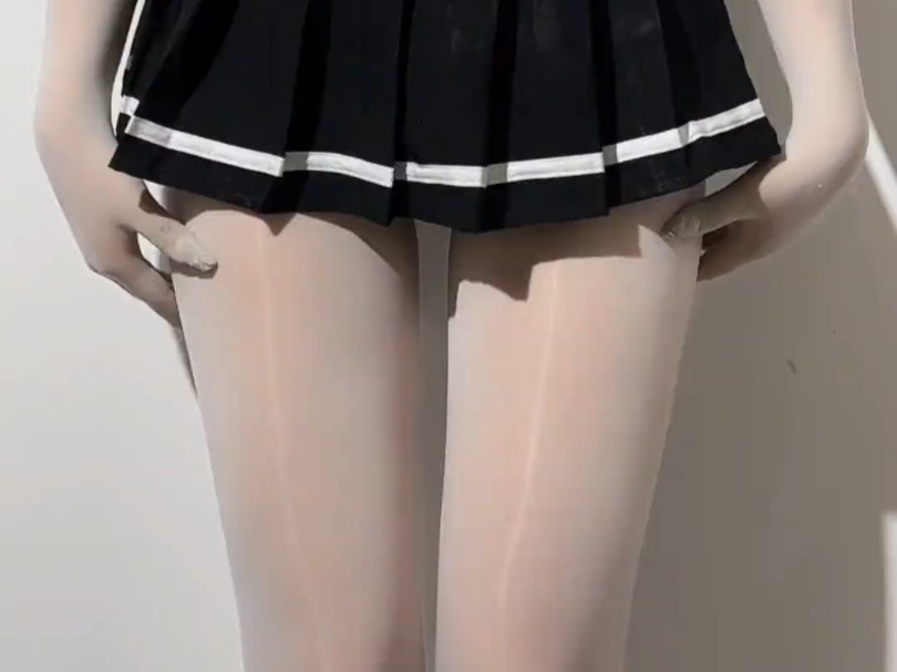 Oiled white socks and handkerchiefs are great.