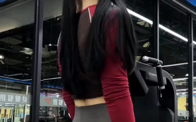 Sweetie's end is a double ponytail