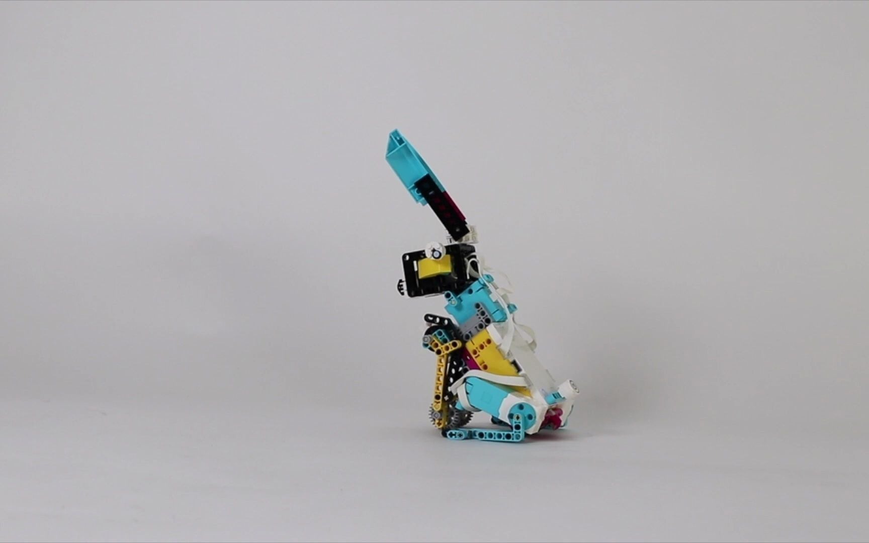 lego乐高spike作品蹦蹦跳跳小兔子