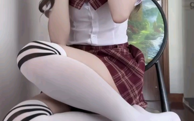 Have you eaten? No. Let's see if I'm your type.