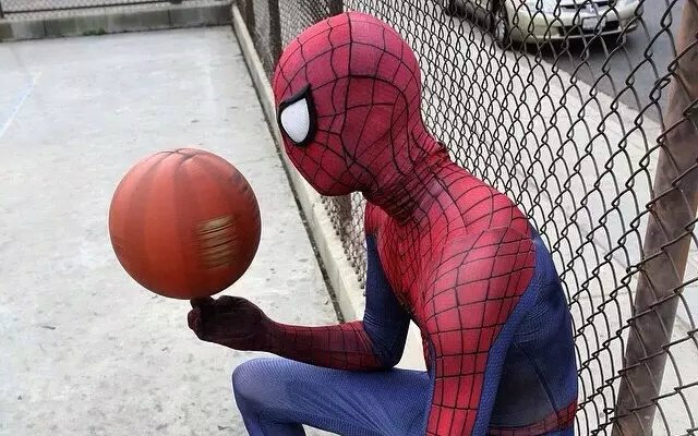 蜘蛛侠教授打街球spiderman basketball第一集,看教授戏耍路人