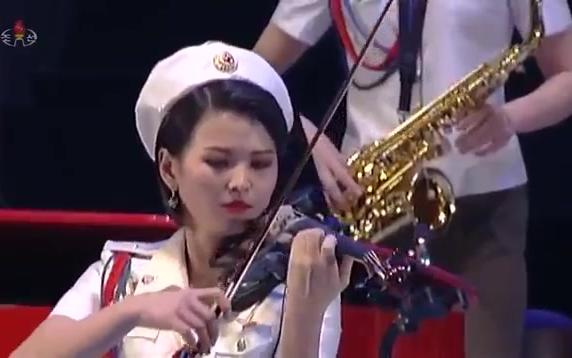 2018年朝鲜新年演出《朝鲜的面貌》（牡丹峰乐团、功勋国家合唱团）