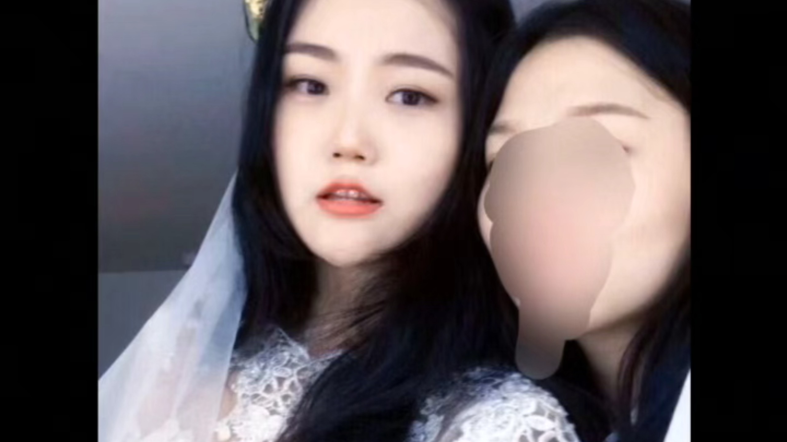 Jinan Tank Girl is quite the contrast