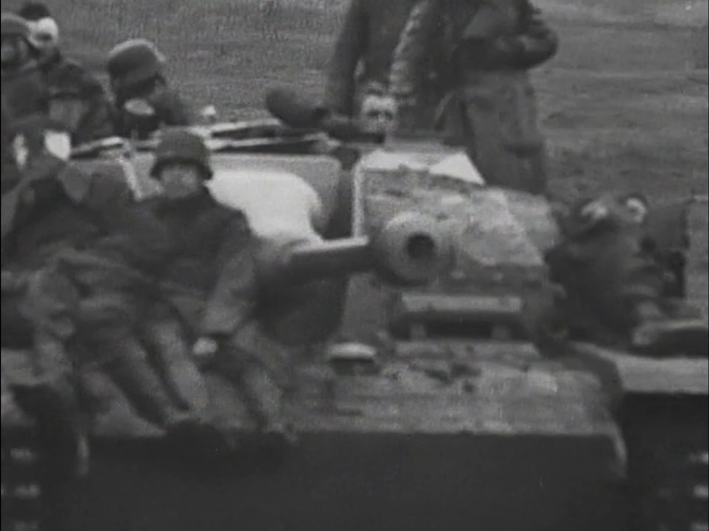 战斗中的III号突击炮 - 1943年东线斯摩棱斯克