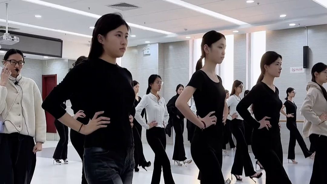 服装表演/模特 形体训练2025.11.27